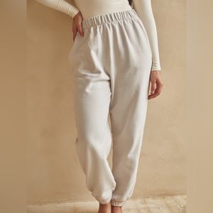 Klassy Network Oversized Joggers Sweatpants Beige Size Medium MATCHING SET